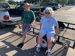 Local Food Pantries Need Volunteers