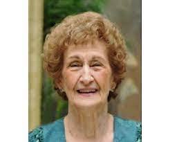 Leslie Laque's Instagram, Twitter & Facebook