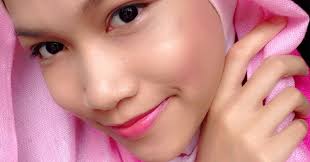 How to achieve fair and rosy look through make-up