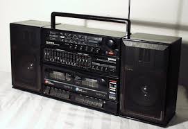 Pin Auf Speaker Box Case