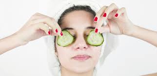 Semua bisa diawali dengan rutin gosok gigi minimal 2 kali sehari disempurnakan dengan. 5 Cara Mengatasi Mata Sembab Dengan Cepat