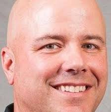 Mulligan takes Loras golf position