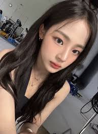 Engene's know their bias Jersey num Mine:05 ( Sim Jaeyun )