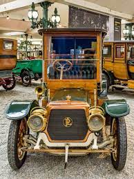 Pin By Sergej Mishin On Cars 1780 1914 Vintage Cars Old Classic Cars Antique Cars