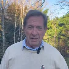 Horse racing commentator Derek Thompson hits back at critics after Ayr call  branded 'the most embarrassing ever'