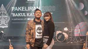 Sifat denny caknan yang selalu memberikan motivasi bagi happy asmara menjadi nilai tambah selain parasnya yang tampan. 6 Momen Kebersamaan Happy Asmara Dan Denny Caknan Yang Bikin Baper Surabaya Liputan6 Com