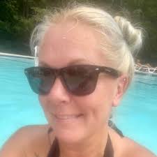 Jonni Hemphill (@oopscjonni)