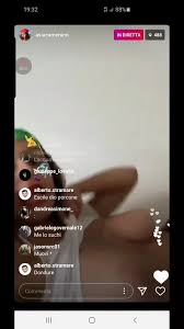 Italiana esce le tette su Telegram | Solopornoitaliani