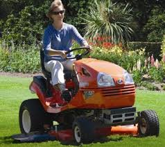 High quality kubota 4 wheel drive lawn mower tractor in china price. Riding Lawn Mower Comparison A Kubota T1880 Vs A John Deere X739 Lawneq Blog
