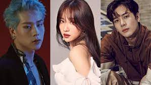10 K Pop Idols That Are The Mood Makers In Variety Shows Variety Show Kpop Idol Idol