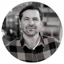 Ryan Estes's Instagram, Twitter & Facebook