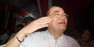 Desiree tarigan ngaku dicampakkan dan diusir hotma sitompul. Meski Beda Keyakinan Ruhut Sitompul Tetap Rayakan Lebaran Bersama Keluarganya Yang Muslim