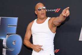 Who knows what the movie industry would look like today if vin diesel hadn't broken into a local theater in new york with his twin brother at age seven, intending to vandalize it? Vin Diesel Celebrates The 20th Anniversary Of The Fast And The Furious By Sharing An Iconic Photo From The Stage