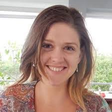 Carissa Simon's Instagram, Twitter & Facebook