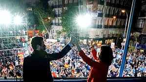 Find out who is won in each of the 83 categories. Elecciones En Madrid 2021 Ayuso Arrasa Y Pablo Iglesias Dimite En Directo