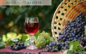 Diesen leitsatz nehmen sich winzer in der weinherstellung zu herzen. Wein Zu Hause Ist Ein Einfaches Rezept Fur Ein Reichhaltiges Getrank Herstellung Von Hausgemachtem Wein Einfache Rezepte Fur Anfanger
