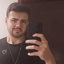 O que seria essa STAGG INDUSTRIES? Uma das empresas do Maxwell Lord?  Superman