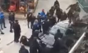 Θεματικό πάρκο σέρνει στα δικαστήρια την τέιλορ σουίφτ. Entash Kai Epeisodia Se Sygkentrwsh Kata Twn Perioristikwn Metrwn Sth Xalkidikh News Gr