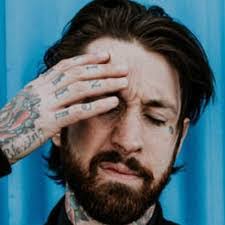 Bill Crook's Instagram, Twitter & Facebook