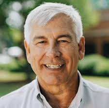 GUCA Presents Strack Lifetime Industry Achievement of the Year Award : CEG