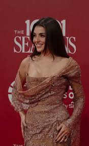 Hande Erçel, Hollywood yıldızları ile Suudi Arabistan'da - Son Dakika  Magazin Haberleri | N-Life