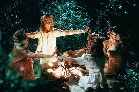 Divine Secrets Of The Ya Ya Sisterhood Love This Movie Too Much Ya Ya Sisterhood Great Movies Favorite Movies