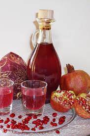 Liquore alla menta fatto in casa , un liquore al sapore di menta, da gustare dopo una bjuona cena in compagnia dei vostri amici, vi darà una sensazione di. Liquori Fatti In Casa 8 Ricette Facilissime Tutte Da Provare