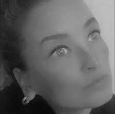 Jessica Relyea (@babigrrl)