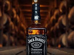 Know How Jack Daniels Became One Of The Top Selling American Whisky Brands Jack Daniels Whiskey Whiskey Barrel