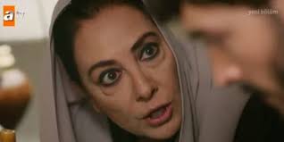 Nasuh, azize'nin aslında ayşe olduğunu, azize ise seneler önce. Hercai Dizisinin Azize Si Ayda Aksel Roluyle Ilgili Buyuk Bir Itiraf Yapti