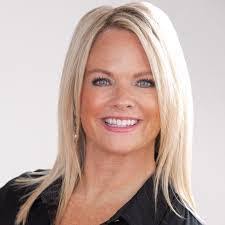 Kelly Coderre's Instagram, Twitter & Facebook