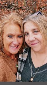 Rhonda Binder's Instagram, Twitter & Facebook