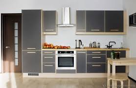 اللي تساعدني في دولاب المطبخ لها دعوه في ظهر الغيب معدل عالم حواء