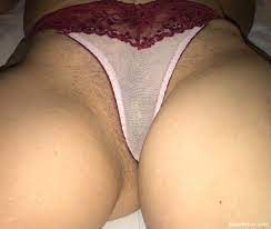 Muschi im Tangahöschen - Deine Tanga-Bilder Galerie