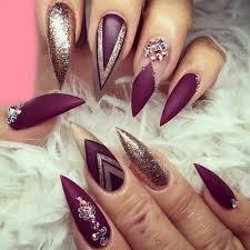 Posted on december 2, 2013author ellie. 10 Fantastic Burgundy Stiletto Nails Designs For Ladies Showmybeauty Stiletto Nails Designs Gold Stiletto Nails Stilleto Nails Designs