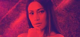 Download lagu mp3 & video: Ezlynn Mahu Goncang Dunia Dengan Goyang Sensasi Selebriti
