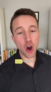 Steve Nott's Instagram, Twitter & Facebook