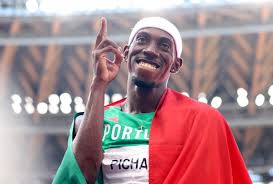 China's zhu yaming won silver and hugues fabrice zango of burkina faso took bronze. Sct7zl5pd4aatm