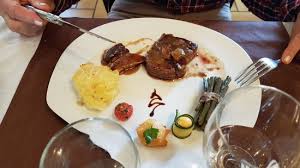 Cadre Sympa Tres Beau Menu Mais Avis De Voyageurs Sur Restaurant Des Sapins Lanarce Tripadvisor