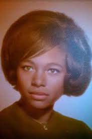 Hi! I'm new to this group. I recently joined because I love to see the  work/changes fabulous people can create. I have a few photos myself I'd  like to share.