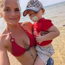 Cassandra Lloyd (@ccassandralloyd) • Instagram photos and videos