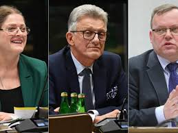 Od strony merytorycznej i krystyna pawłowicz i stanisław piotrowicz o prawie i stosowaniu. Stanislaw Piotrowicz Krystyna Pawlowicz I Jakub Stelina Wybrani Przez Pis Na Sedziow Tk Tvn24