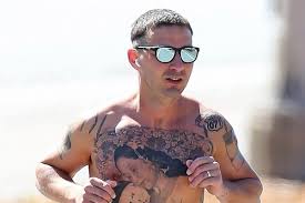 Шайа лабаф / shia labeouf. Shia Labeouf S Creeper Tattoos Are The Real Deal For A New Film Fr24 News English