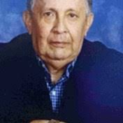 Lynn Arce's Instagram, Twitter & Facebook