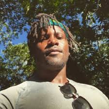 Antonio Stephens (@TwanieFitness)