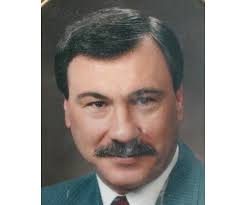 Tom Holzer Obituary (2025)