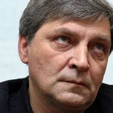 Сама программа становится своеобразным «театром одного актера». Soundstream Okurochnyj Perepoloh Staraya Pritcha I Aleksandr Nevzorov Slushat Audiopodkast Onlajn