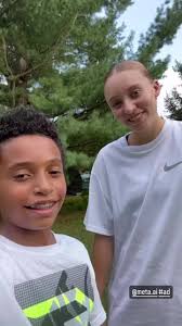 drew and Paige bueckers in paying badminton 🥰||•#fyp #fypシ゚viral  #paigebueckers #drew#uconnwbb #uconnhuskies #BUECKER #husky