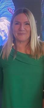 Female croaker waits for her prince