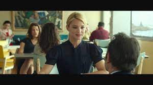 Virginie efira ist die tochter der im luberon lebenden kosmetikerin, künstlerin und restauratorin carine verelst und des professors und onkologen andré efira. Kritik Zu Mein Ziemlich Kleiner Freund Epd Film